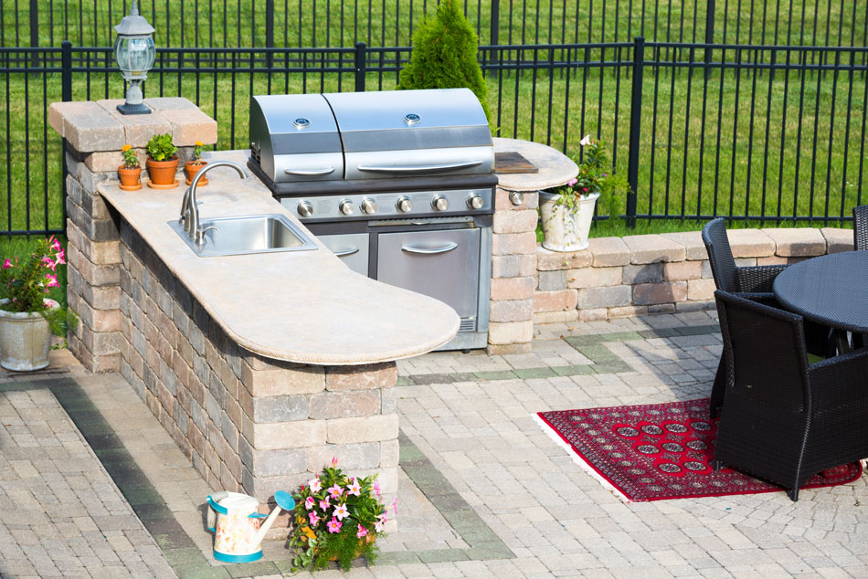 Outdoor Kitchen Construction